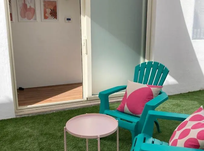 Nina Pinta Nyaraló *